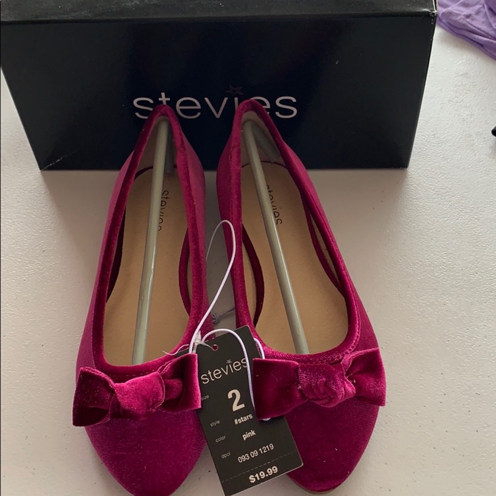 Girls flats